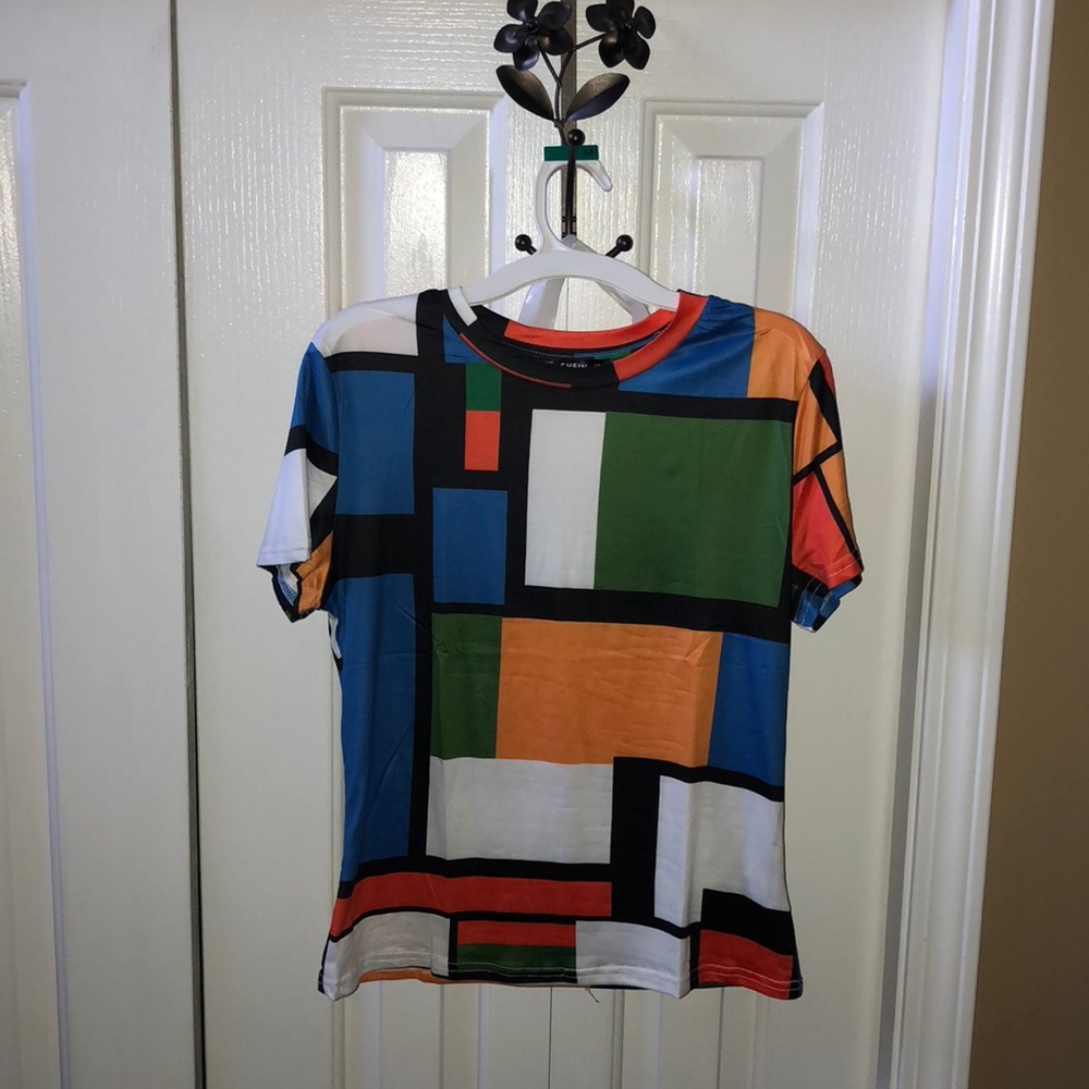 multicolored block patterned tshirt